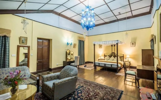 Hotel Balrampur House – Guest Rooms – Nainital