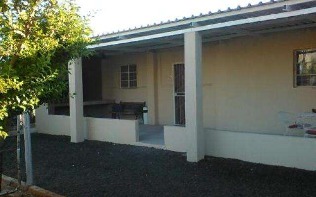 Kaniklani Guest Apartments
