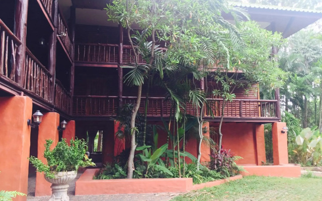 Phu Pha Nam Resort & Spa
