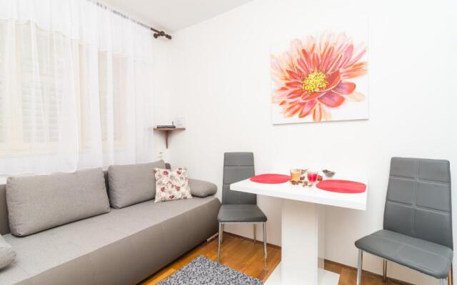 Apartment Adea