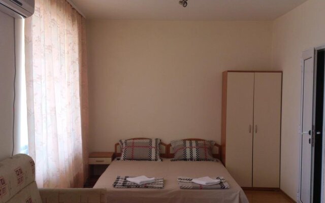 Guest house Eos