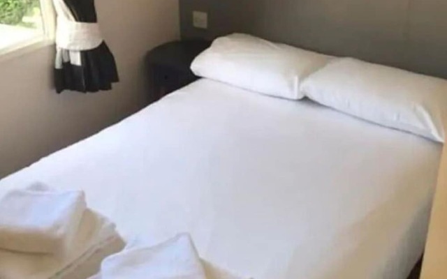 Restful Holiday Home in Hastings Near Smugglers Adventure