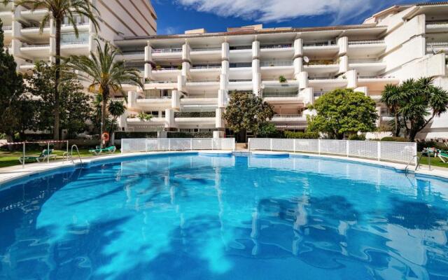 204 Luminoso apto MARBELLA CENTRO JUNTO A LA PLAYA