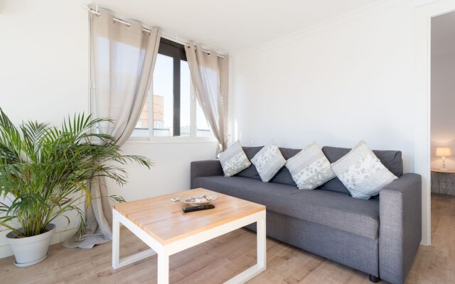 Ahro Suites Plaza de Arriola 1