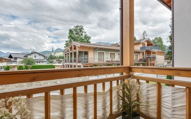 Quaint Apartment in Kirchberg with Balcony near Lake