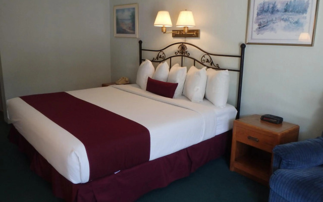Americas Best Value Inn St. Ignace