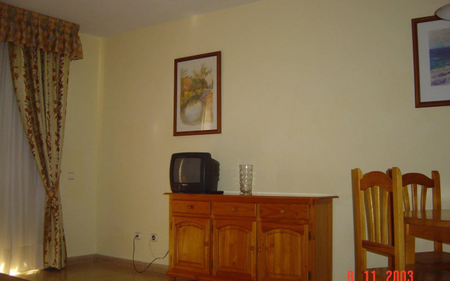 Playaolid Suites & Apartments