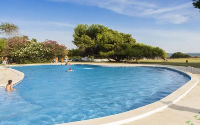 Las Palmeras Camping & Bungalow