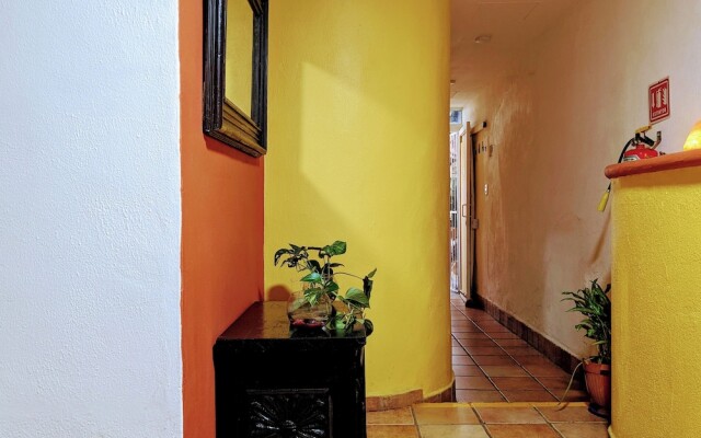 Teocalli Hostel Adults Only