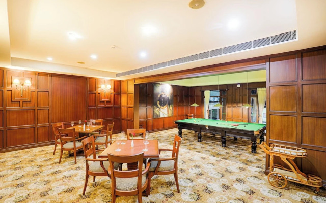 Club Mahindra Golden Landmark