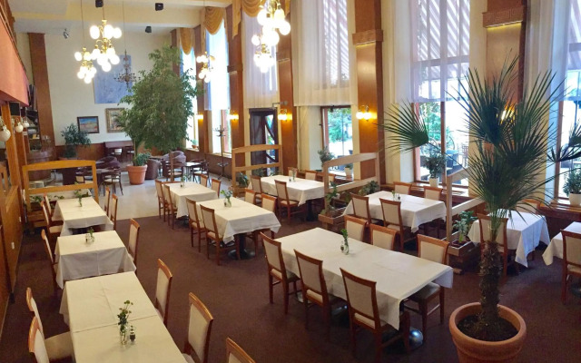 Hotel Grand Matej