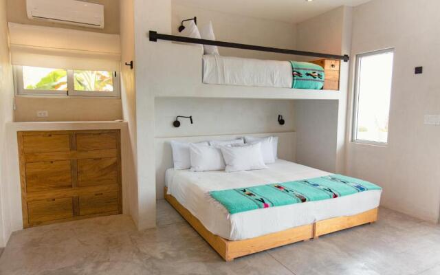 Topia Retreat - Surf Suite Sur