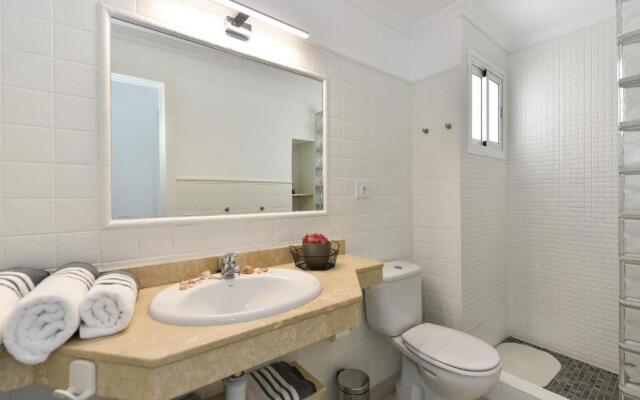 Beach House with private pool in San Agustín ET2