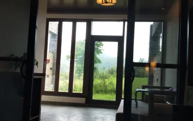 Jinfoshan Liangjiang Holiday Hotel – Balcony – Chongqing