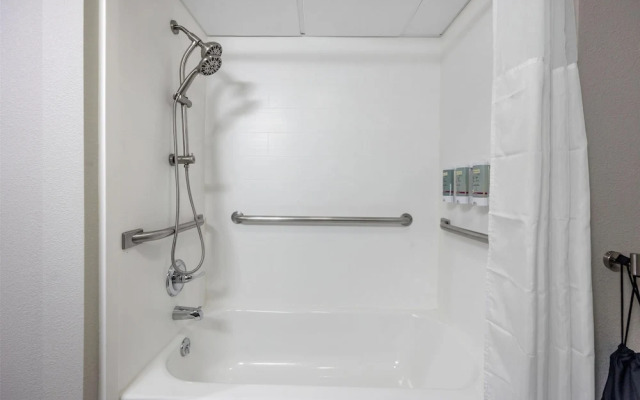 Country Inn & Suites By Carlson Manchester