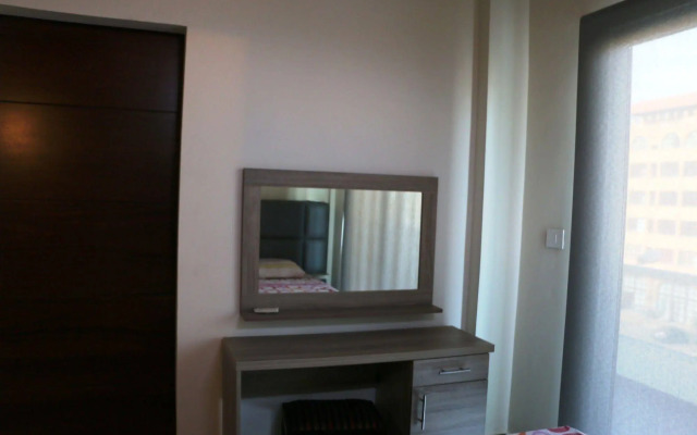 Bil Residence