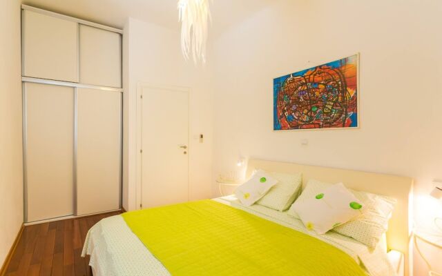 Dvori With Garden, Free Parking Next To Sea