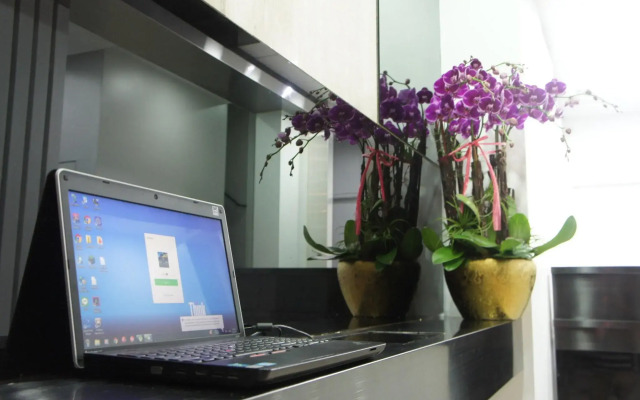 Homy Hotel Central