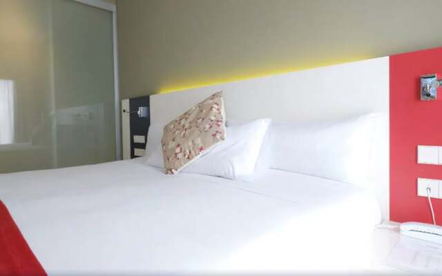 Magno Suites Hotel