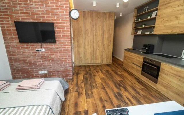 Exclusive Top Central Studio