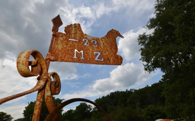 Tranquil Getaway With Shared Pool in Bale