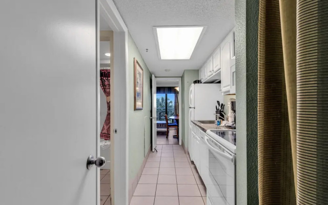Breakers Sailfish Condos by Hosteeva