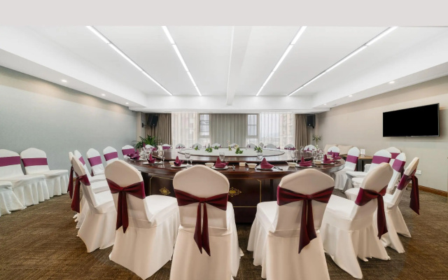 Eastern Haitang Hotel