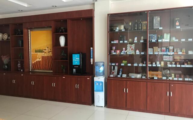 Hanting Hotel Hengshui University