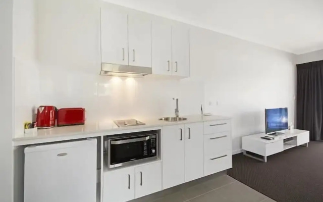 Cooroy Luxury Motel Apartments Noosa