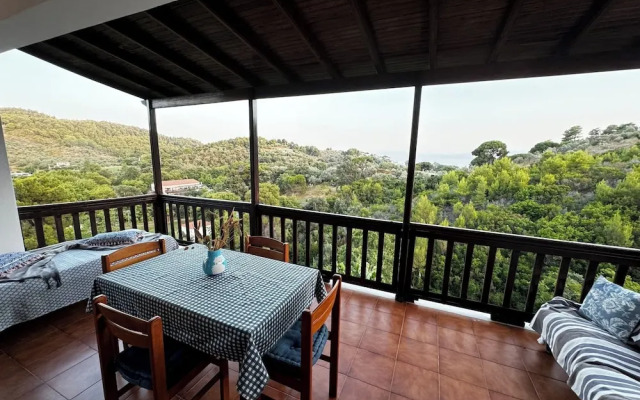 Eagle Nest Skiathos