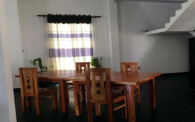 Surfing Sea Hiriketiya 3 Bed Room Entire Villa