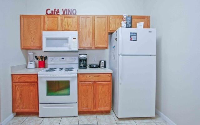 4563 Ada Lane 2596 4 Bedroom Townhouse by RedAwning