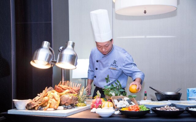 Renaissance Tianjin TEDA Convention Centre Hotel