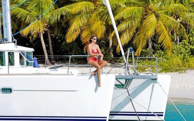 Festiva Sailing Vacations - Sint Maarten, Simpson Bay, St Maarten Dutch Caribbean