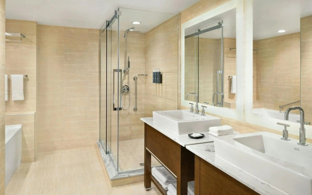The Westin Wall Centre, Vancouver Airport
