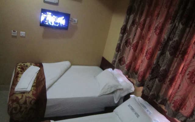 Butterfly Hoteltz