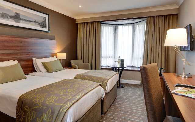 BEST WESTERN Brook Hotel