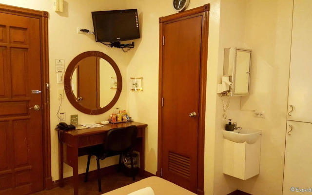 Avitel Hotel
