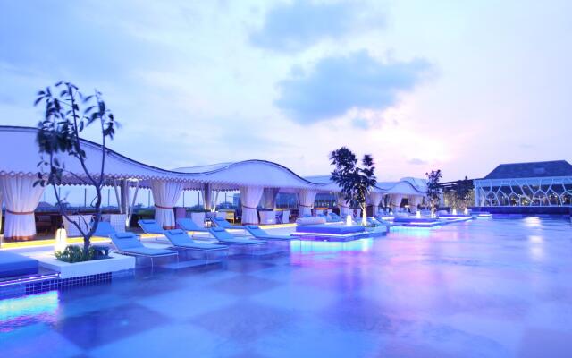 TS Suites Seminyak