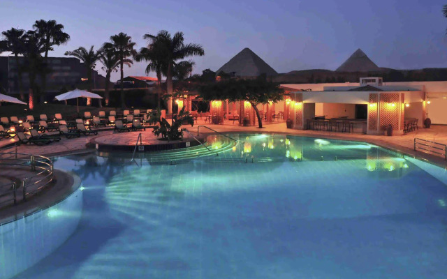 Mercure Cairo Le Sphinx Hotel