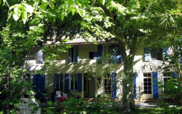 Mas De La Pomme De Pin