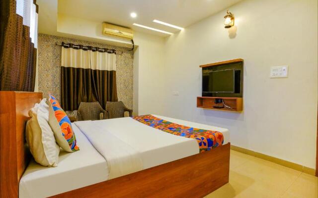Fabhotel Dwarka