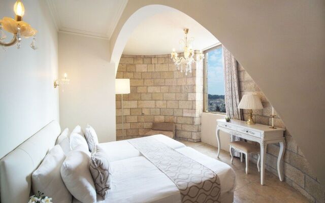 Litov Kotel Hotel - A Jewish Orthodox Hotel