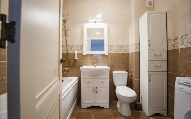 Bright & Elegant Central Apartment