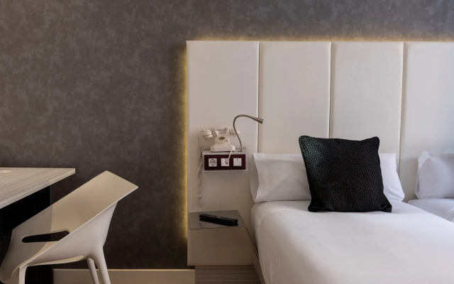 Petit Palace Santa Bárbara