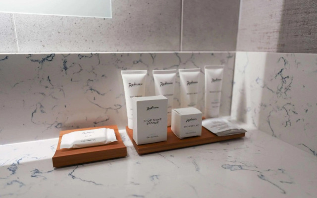 Radisson Plaza Hotel & Suites Kalamazoo
