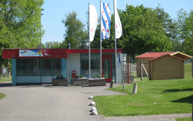 Tidy Chalet with Microwave near Wadden Sea