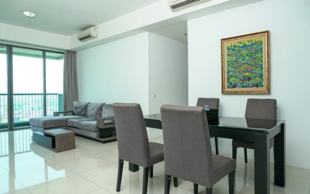 Luxurious 3br Near Shopping Mall at St. Moritz Apartment – Guest Rooms – Jakarta