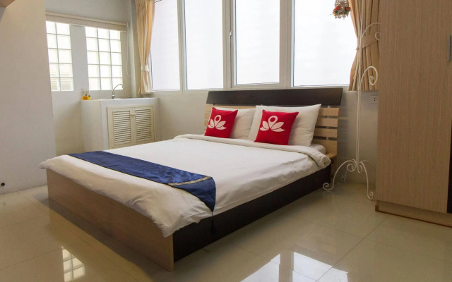 ZEN Rooms Damrongrak Road