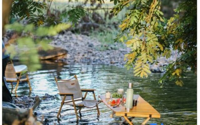 Shanfeng Zhuyun · Creekside Family Hiking Resort (Anji Longwang Mountain Rafting)
